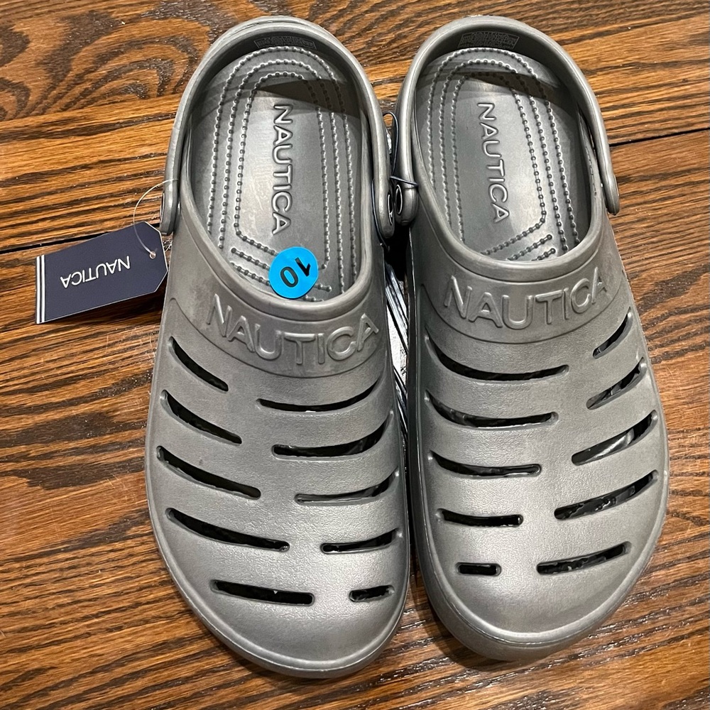 NWT! Nautica River Edge Crocs Gray Clog Slide Slipper Shoe Men’s Size 10.